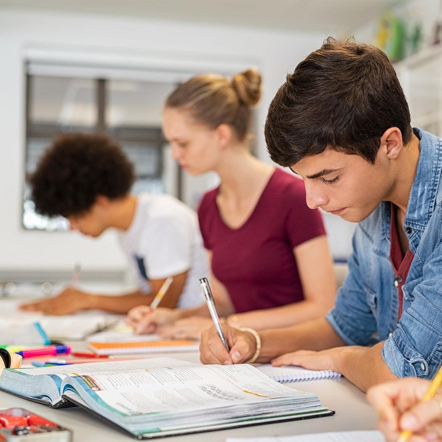 Amylove 12 Pcs Kids Ear Protection Noise Cancelling Headphones Ear Muffs Bulk 27db Adult Noise Reduction Hearing Earmuff(Universal Fit (kids & Adults),Shooting Style,Black Color)